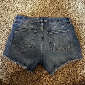 ripped jeans shorts!